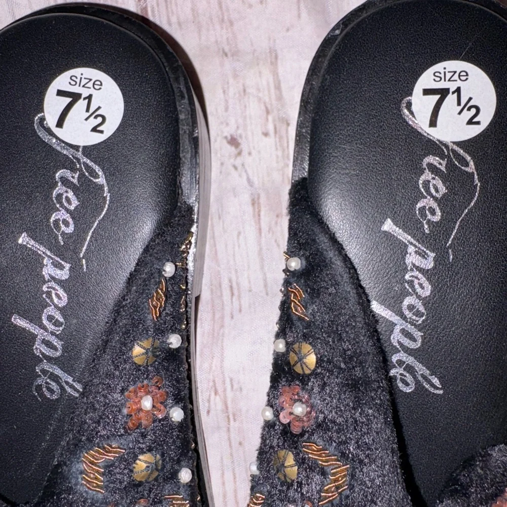 Free People black beaded/studded velvet slip on loafer mules 38(7.5)